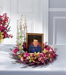 Fare Thee Well Wreath from Maplehurst Florist, local flower shop in Essex Junction